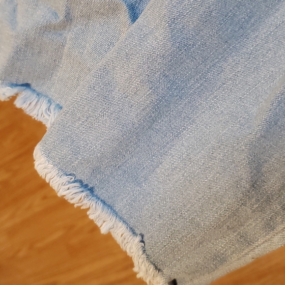 Jeans - Picture 2 of 4